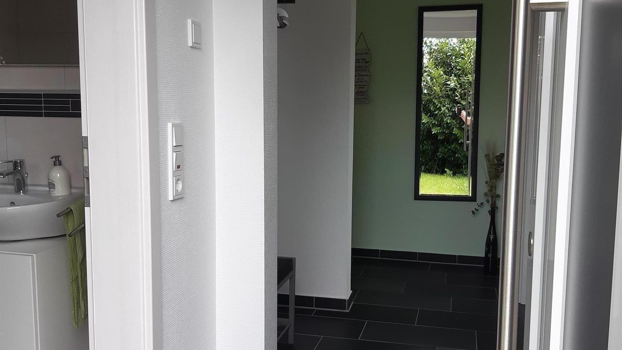 Einblick Eingangsbereich Einblick Eingangsbereich